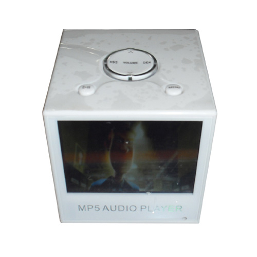 2GB-3.5-Inch-Sound-Box-MP4-Player-White (1)