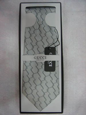 Gucci NT028