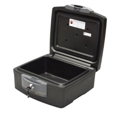 sentry-safe-f2300-waterproof-fire-chest_1